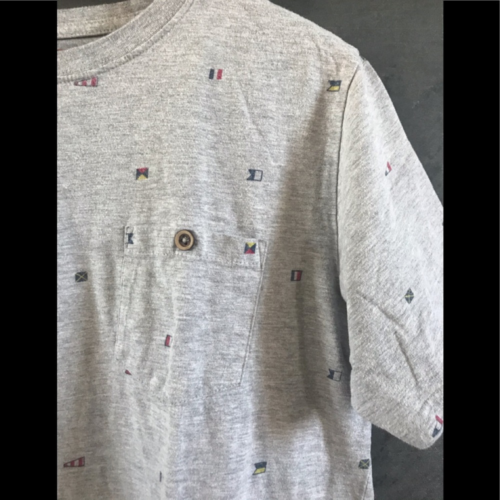 Broken Threads Tee - Picture 2 of 5
